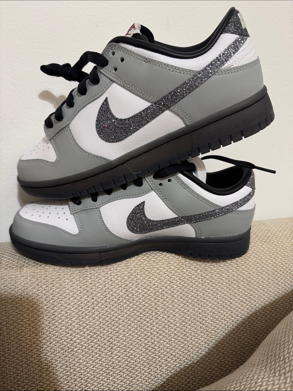 Nike Women’s Low-Top Sneakers in White, Gray & Black with Glitter Swoosh - Picture 4 of 5